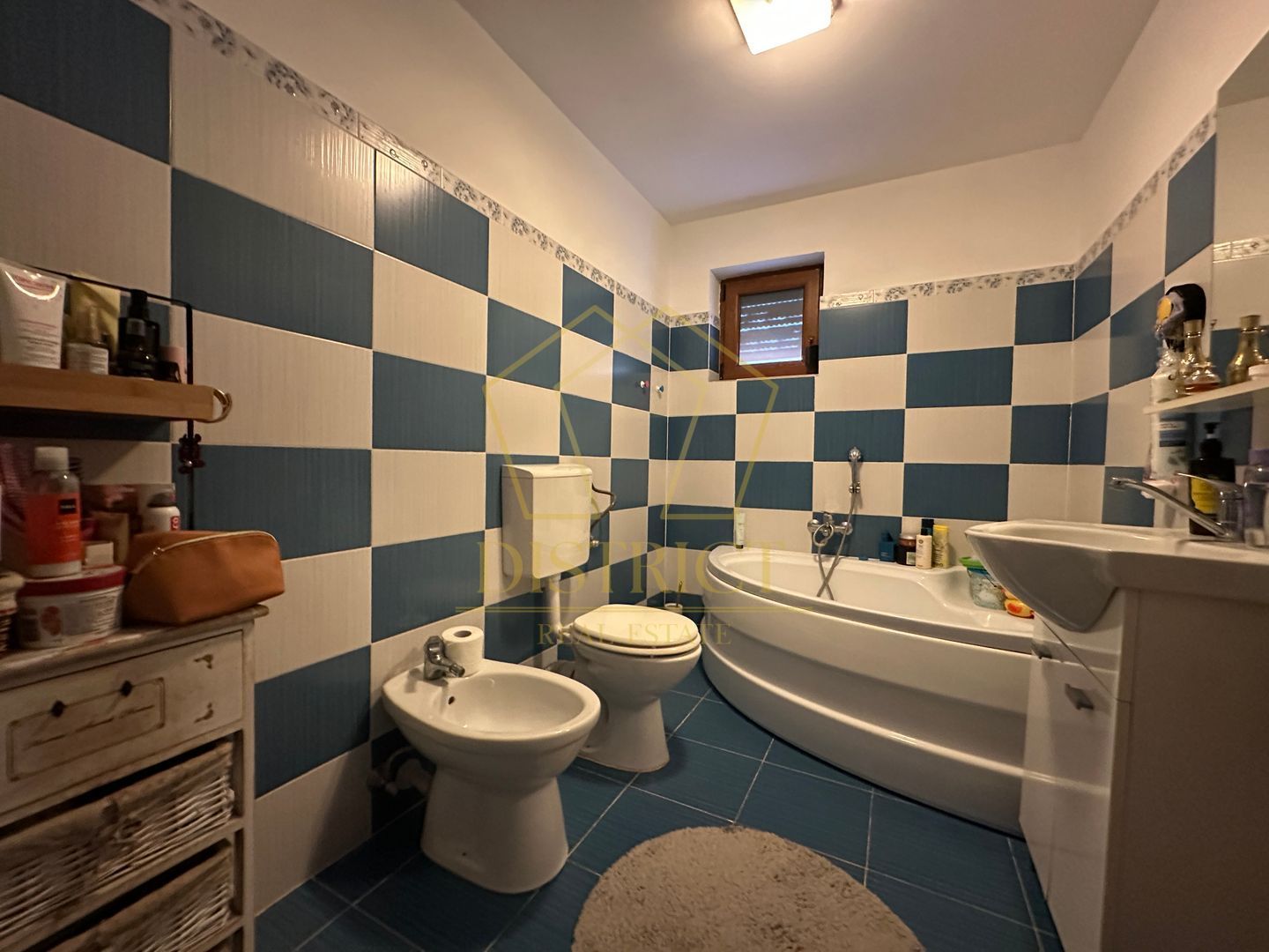Duplex cu 4 camere si 2 bai complet mobilat si utilat in Giroc langa Zone 2. - Poză 16