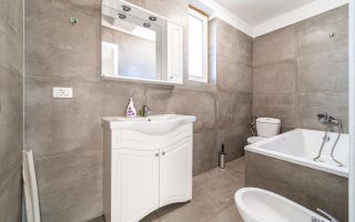 Duplex P+E 4 camere 2 bai Urseni - Poză 4