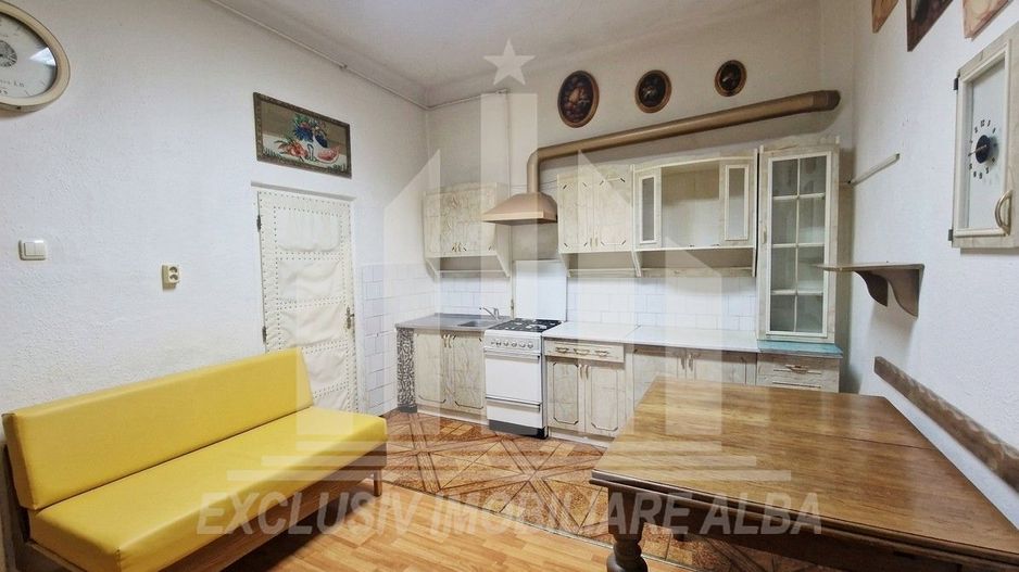 Casa de vanzare | 100 mp | 1800 mp teren | Alba Iulia | Centru - Poză 3