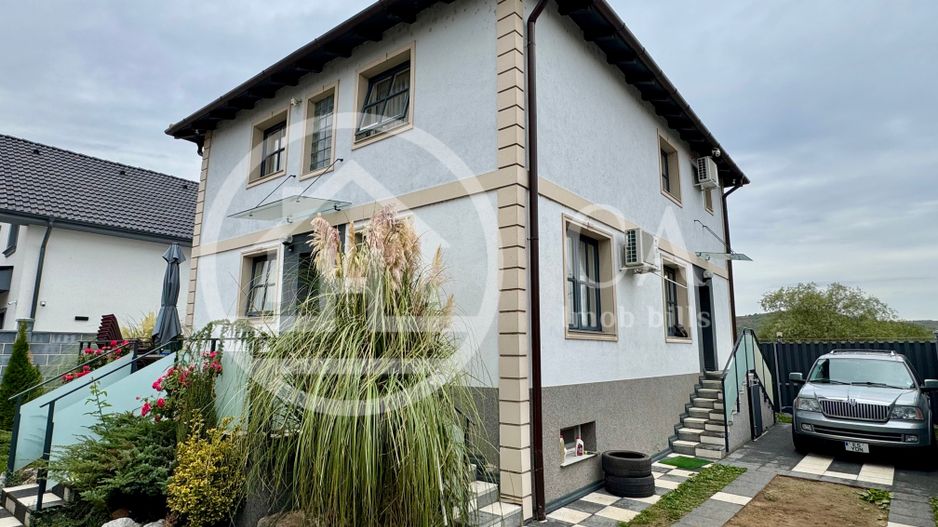 Casă de vânzare cu 6 camere in cartierul Tineretului, Oradea - Poză 27