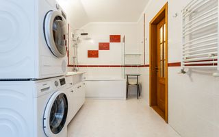 Chirie, casă, 3 camere, strada Sergiu Radautanu Codru - Poză 10