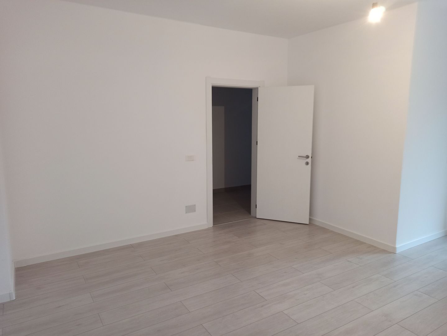 2camdec-mut.imed.premium,sec4,strAPersu, Lidl-Kaufland-parc T. Arghezi - Poză 16