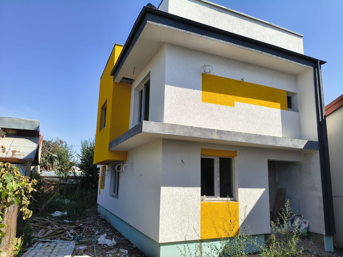 vila ind.5cam,3bai/centruPopesti Leordeni-str.Erou Pantazica Gabr - Poză 2