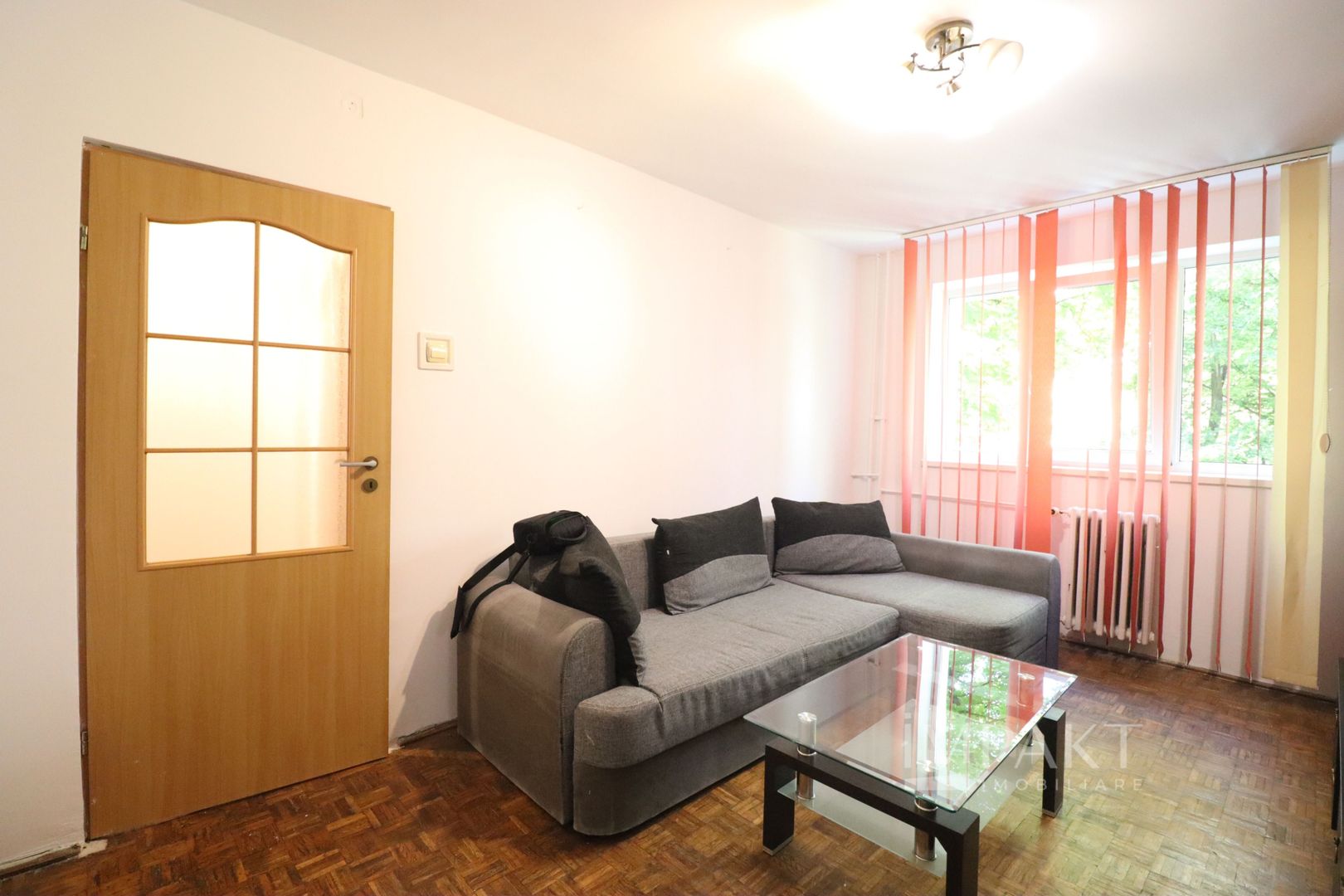 Apartament cu doua camere, 35 mp, cartier Manastur, zona Piata Flora! - Poză 1