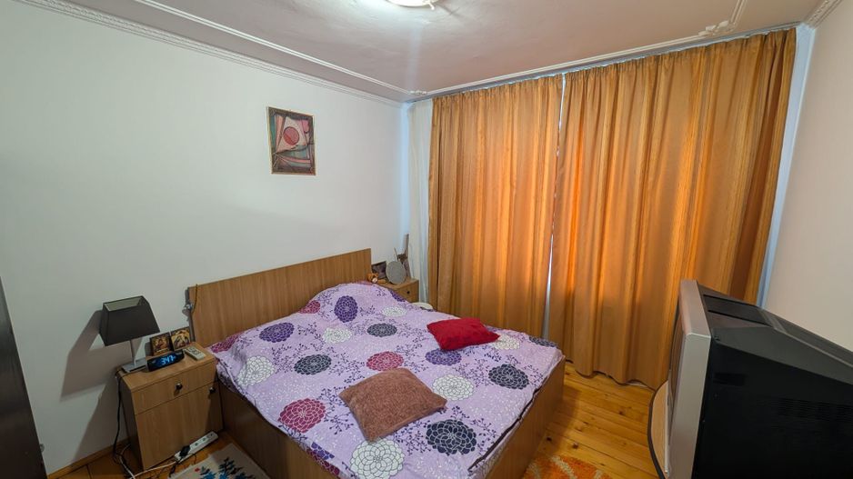 Apartament 4 camere mobilat și utilat Str. Soldat Vasile Croitoru - Poză 5