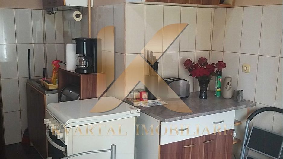 Apartament 2 camere , semidecomandat 59mp , Zona Vlaicu! - Poză 6