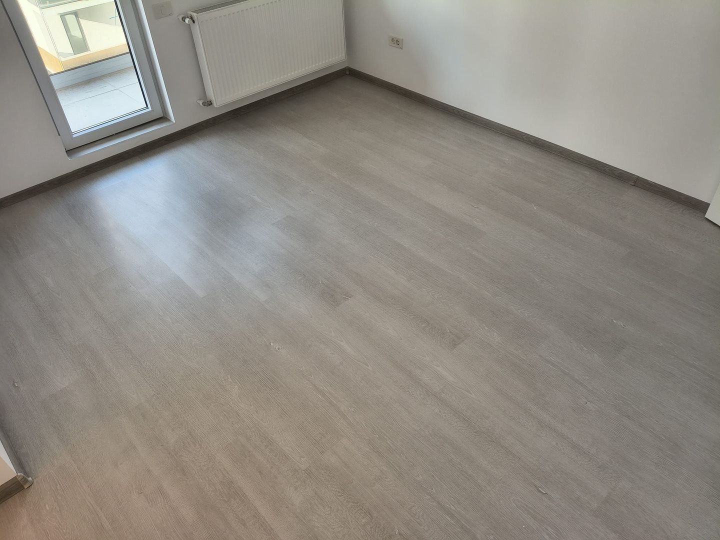 studio gata -2cam-55mp- la aprox. 15min metrou Leonida sau Berceni - Poză 8
