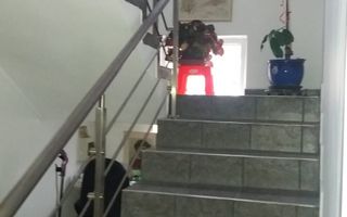 Casă cu etaj, 4 dormitoare, 1750 mp teren, Ciurea – 16 km de Iași - Poză 3