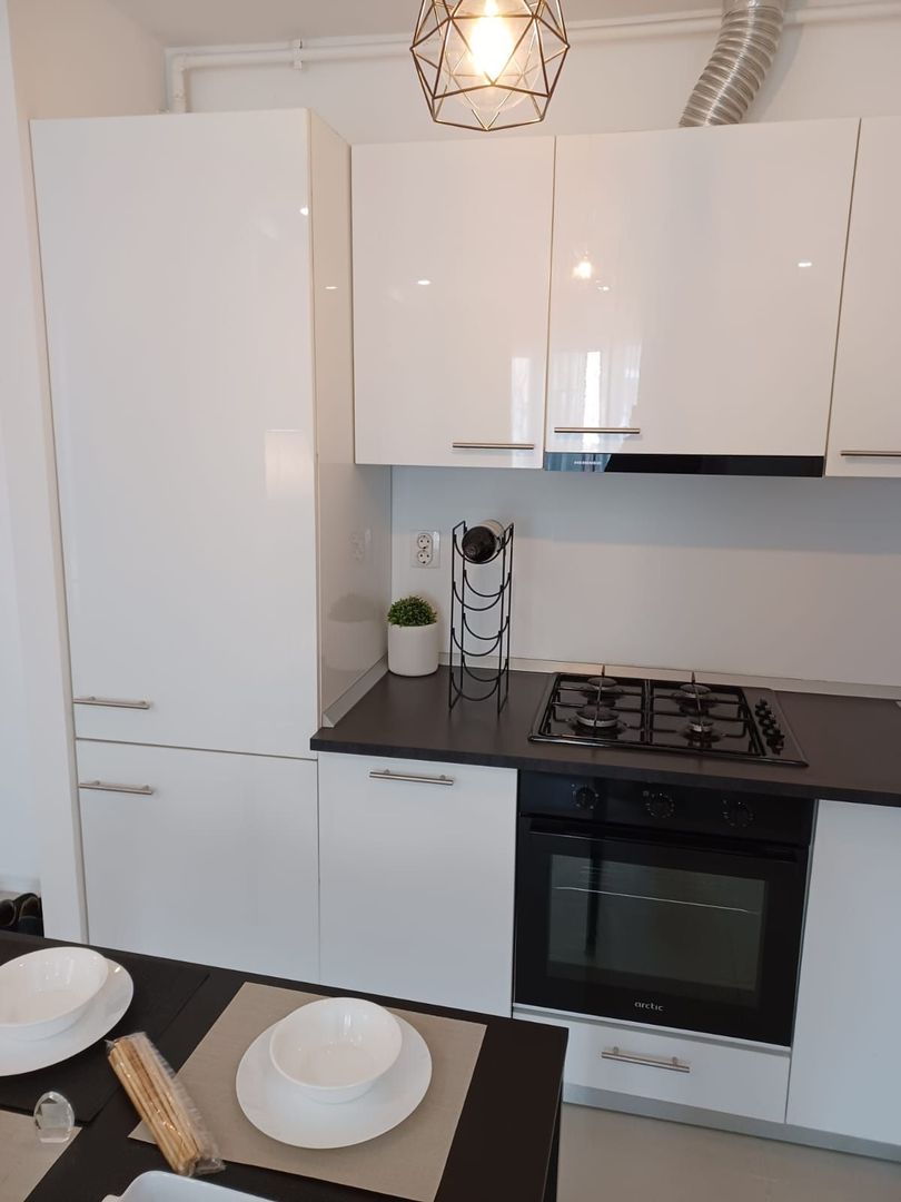 Apartament 2 camere vedere piscina Cosmopolis - Poză 22