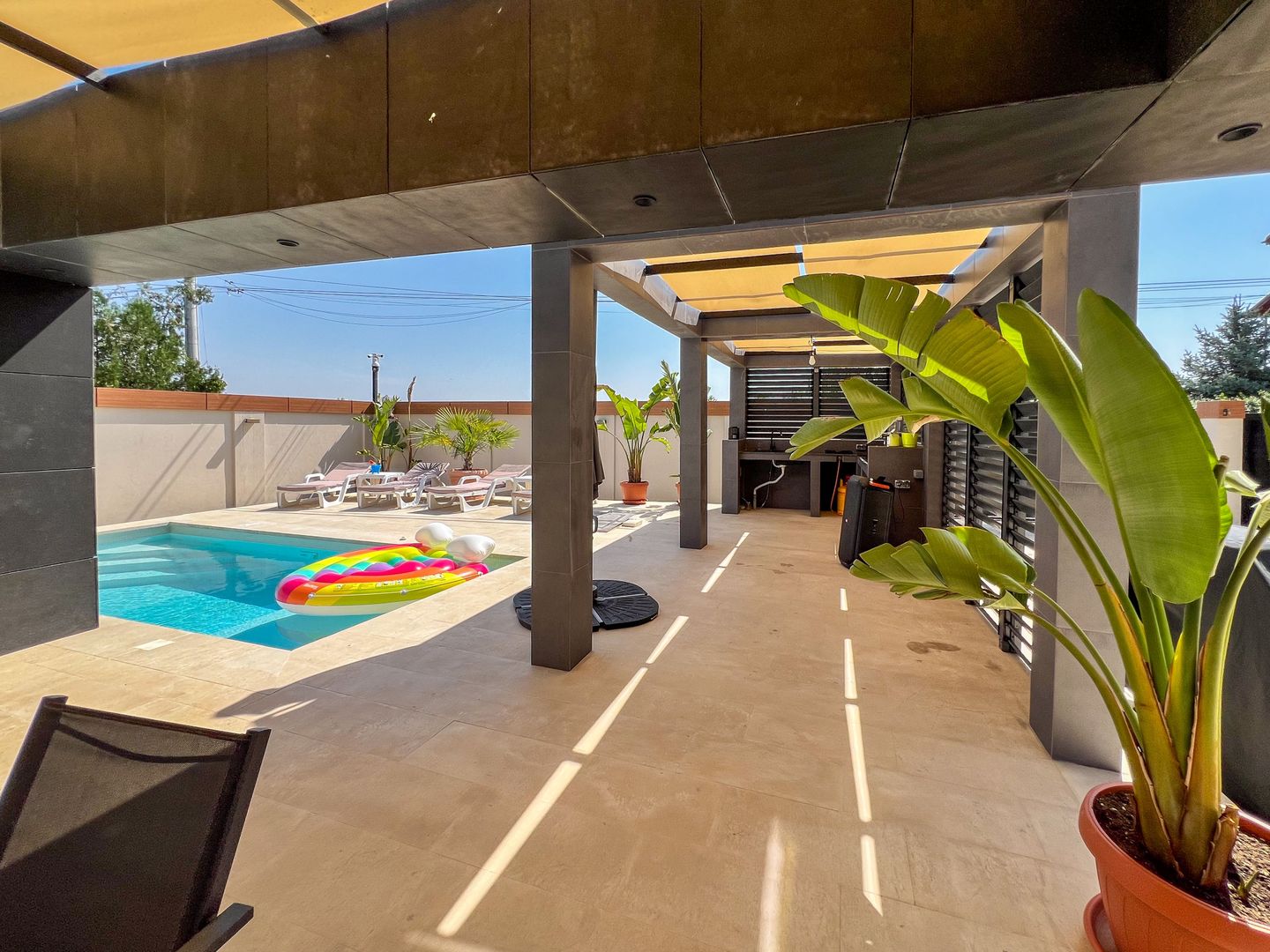 Ready to move  |  Vila premium cu piscina și jacuzzi încălzite - Poză 5