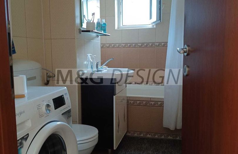 Apartament 3 camere Aradului 2 bai 2 balcoane centrala proprie - Poză 18