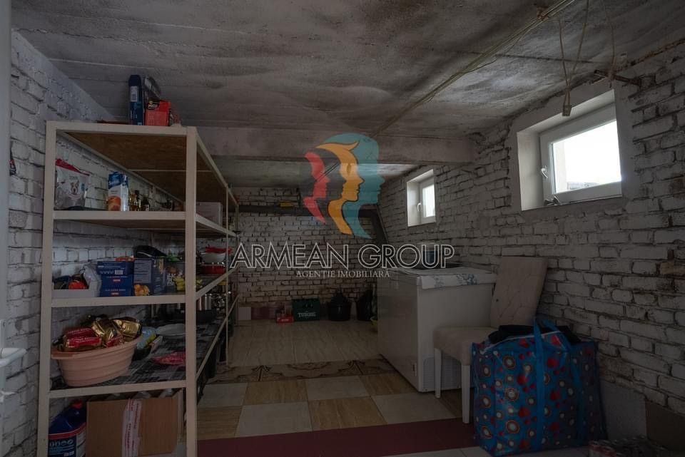 Casa mare de 5 camere - Poză 6