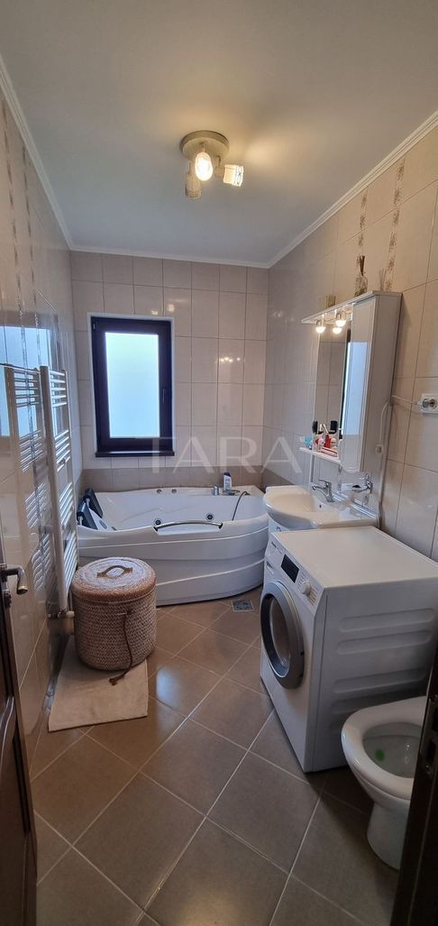 Apartament modern cu 2 camere, ansamblul Luminia, cartier Europa. - Poză 5