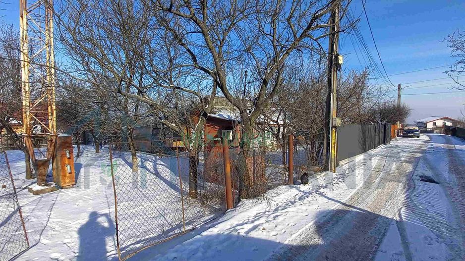 Pilon antena 26m, cabina echipamente si 300m teren, Paun - Barnova - Poză 4