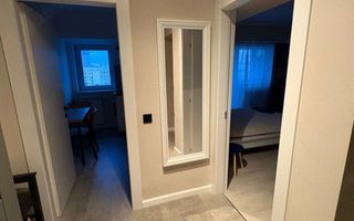 GARSONIERA - NATIUNILE UNITE, BUCATARIE INCHISA, MOBLATA MODERN - Poză 5