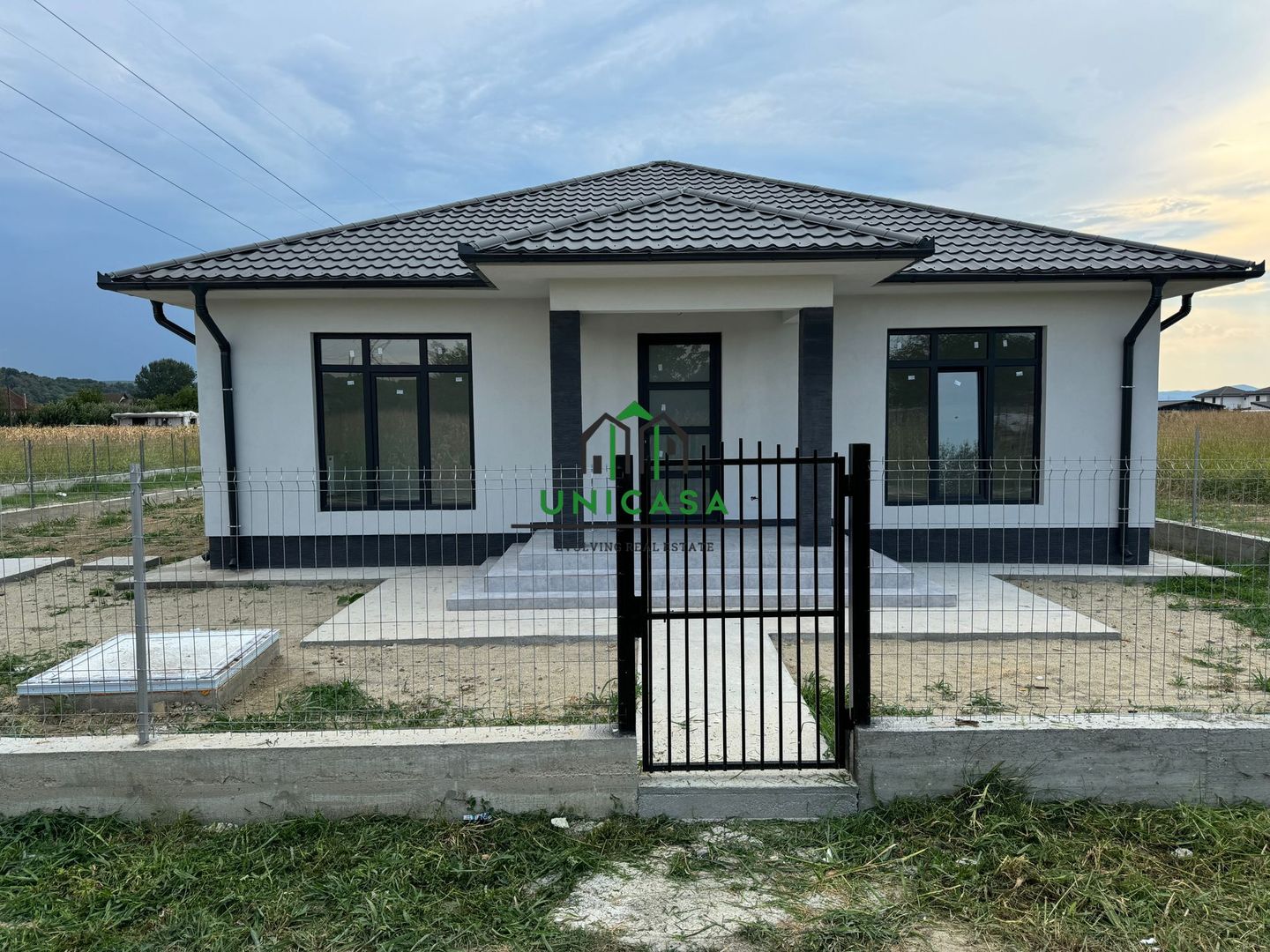 Casa Budesti-3 camere - Poză 5