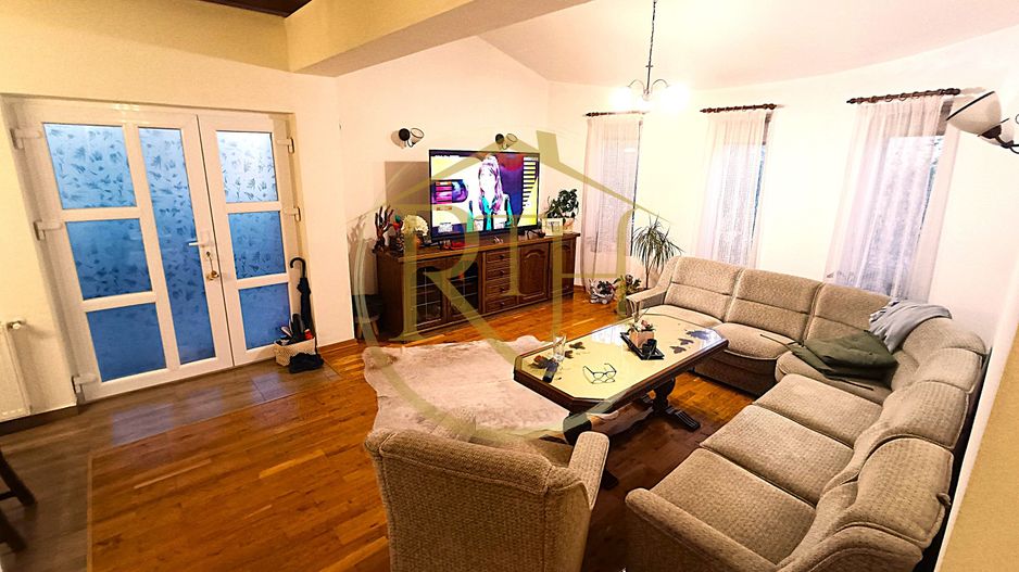 Vand vila  5 camere construita cu materiale premium in Giroc, pret 185000 euro - Poză 4