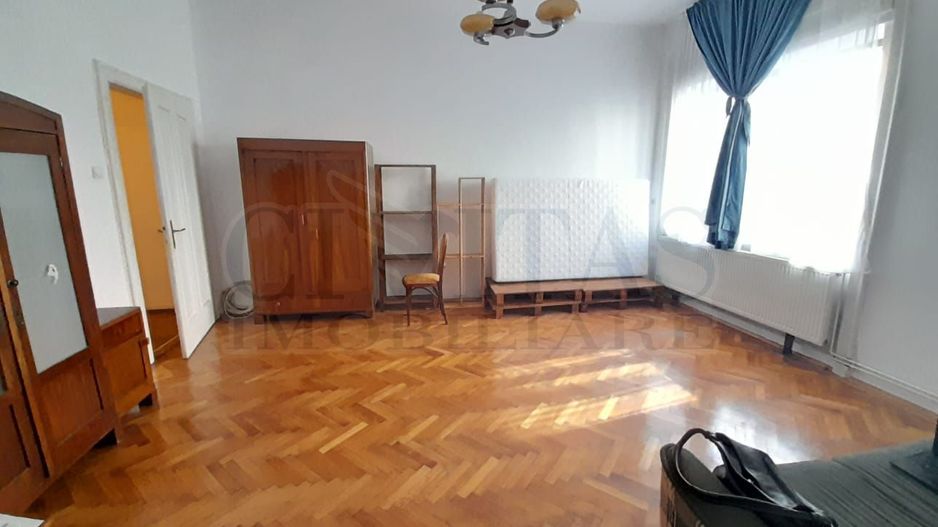 Apartament 2 camere in bloc tip vila,  strada Horea! - Poză 1