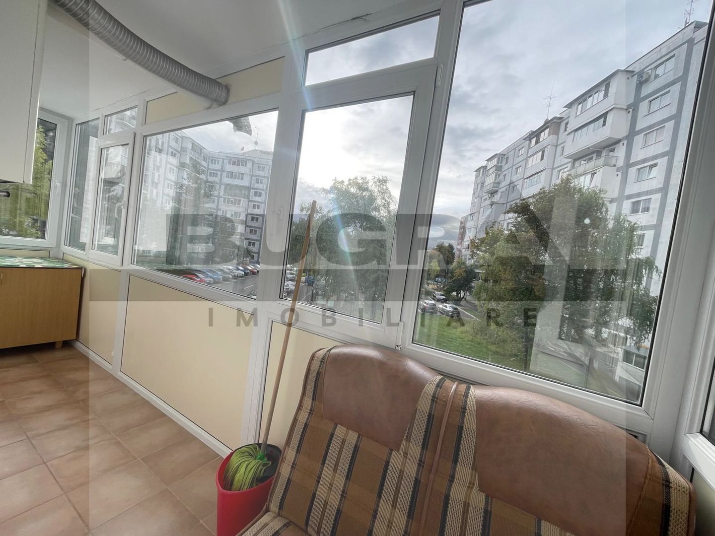 Apartament de 2 camere, decomandat, 54 mp, zona Primaverii - Poză 8