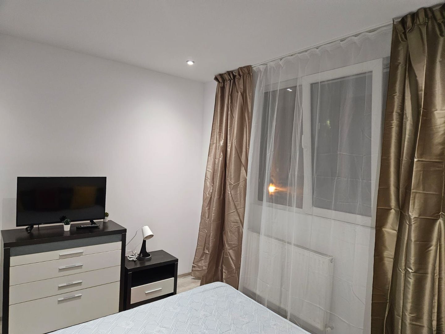 Domenii 1/7, renovat 2024, mobilat, utilat, totul nou - Poză 14