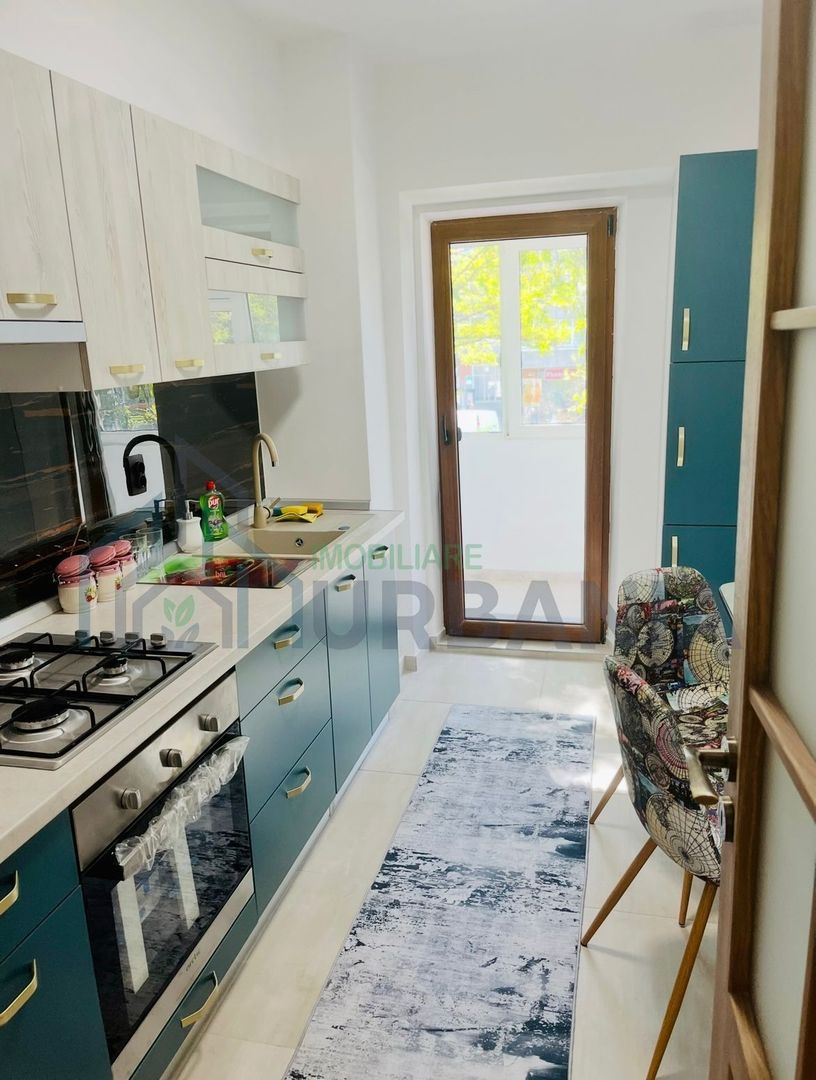 Apartament 3 camere decomandat, zona centrală - intersecția Tg. Cucu cu Podu de Fier, Iași - Poză 3