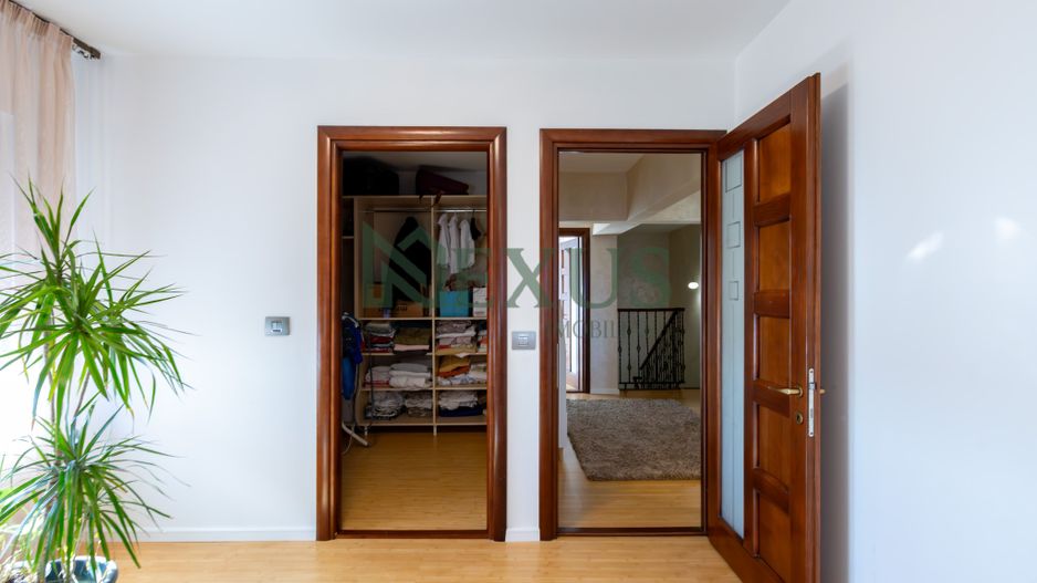 Casă/Vilă modernă de vânzare la intrare în Bogdan Vodă, județul Bacău. - Poză 43