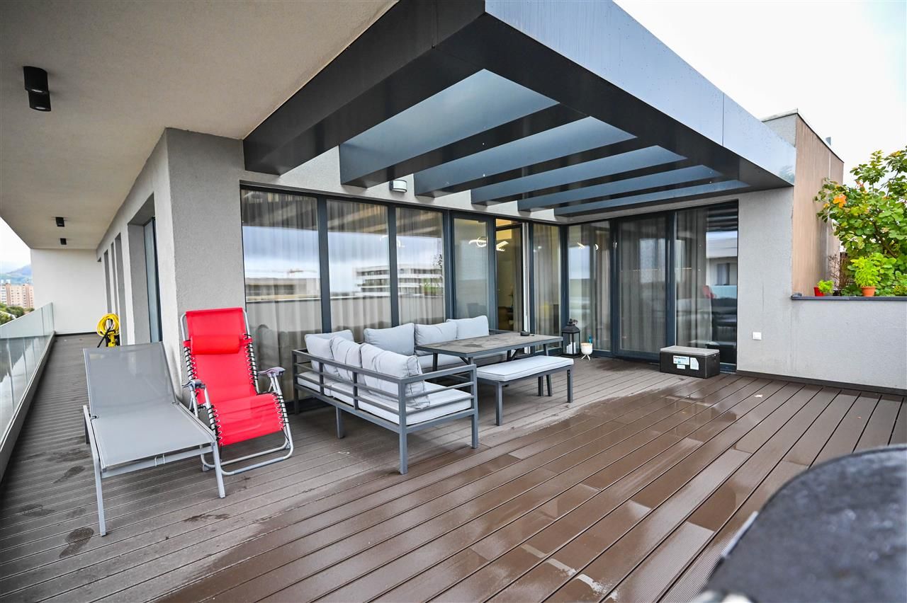 Premium Penthouse, echipat,parcare subterana,50 mp terasa,Qualis, aria Coresi - Poză 29