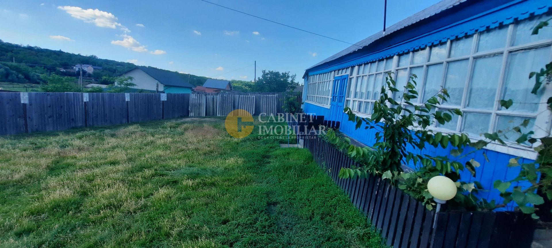 Casă / Vilă cu 2 camere de vânzare în Totoesti - Poză 5