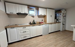 Casa 6 camere 240 mp+ Spatiu Comercial- teren 550 mp-Zona Han - Poză 5