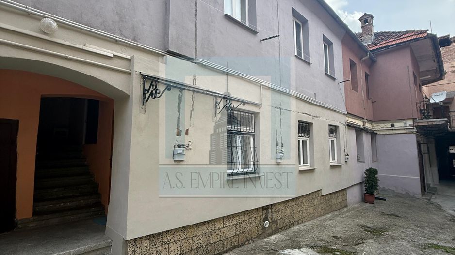 De vanzare garsoniera, in inima orasului Brasov - Poză 3