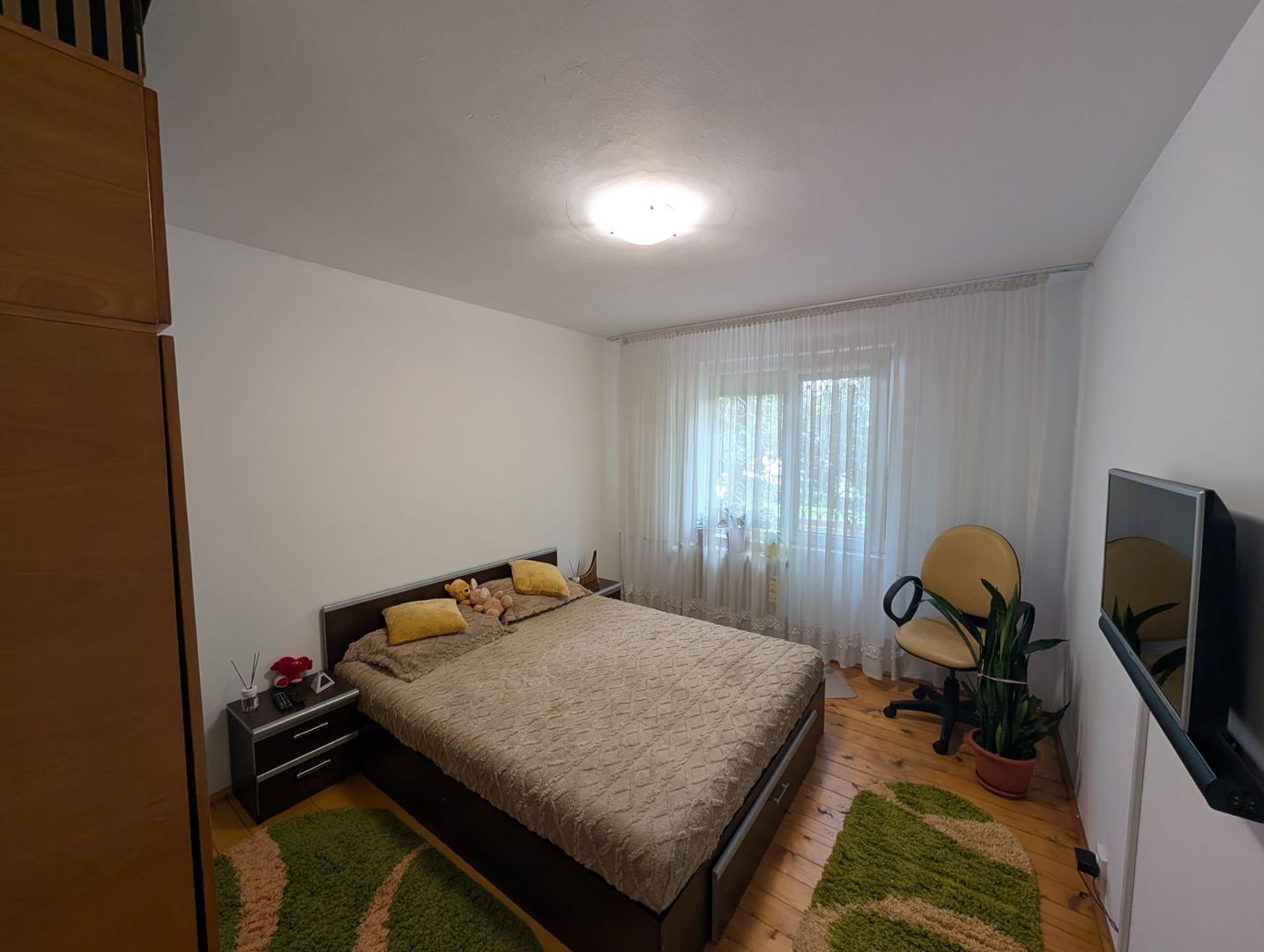 Apartament 4 camere mobilat și utilat Str. Soldat Vasile Croitoru - Poză 7