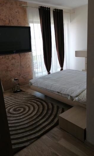 BRASADAS vinde 1/2 duplex în cartierul Europa. - Poză 3