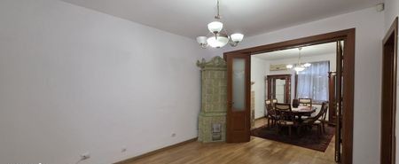 Vila cu 4 camere si mansarda, de inchiriere central - Poză 6