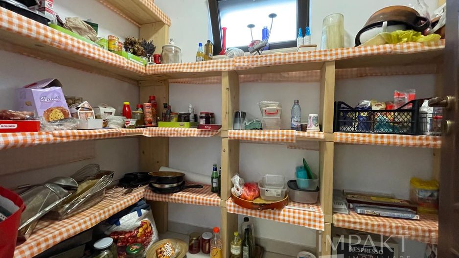 Casa  cu 4 Camere si Garaj in Cartierul Someseni, Cluj-Napoca - Poză 21