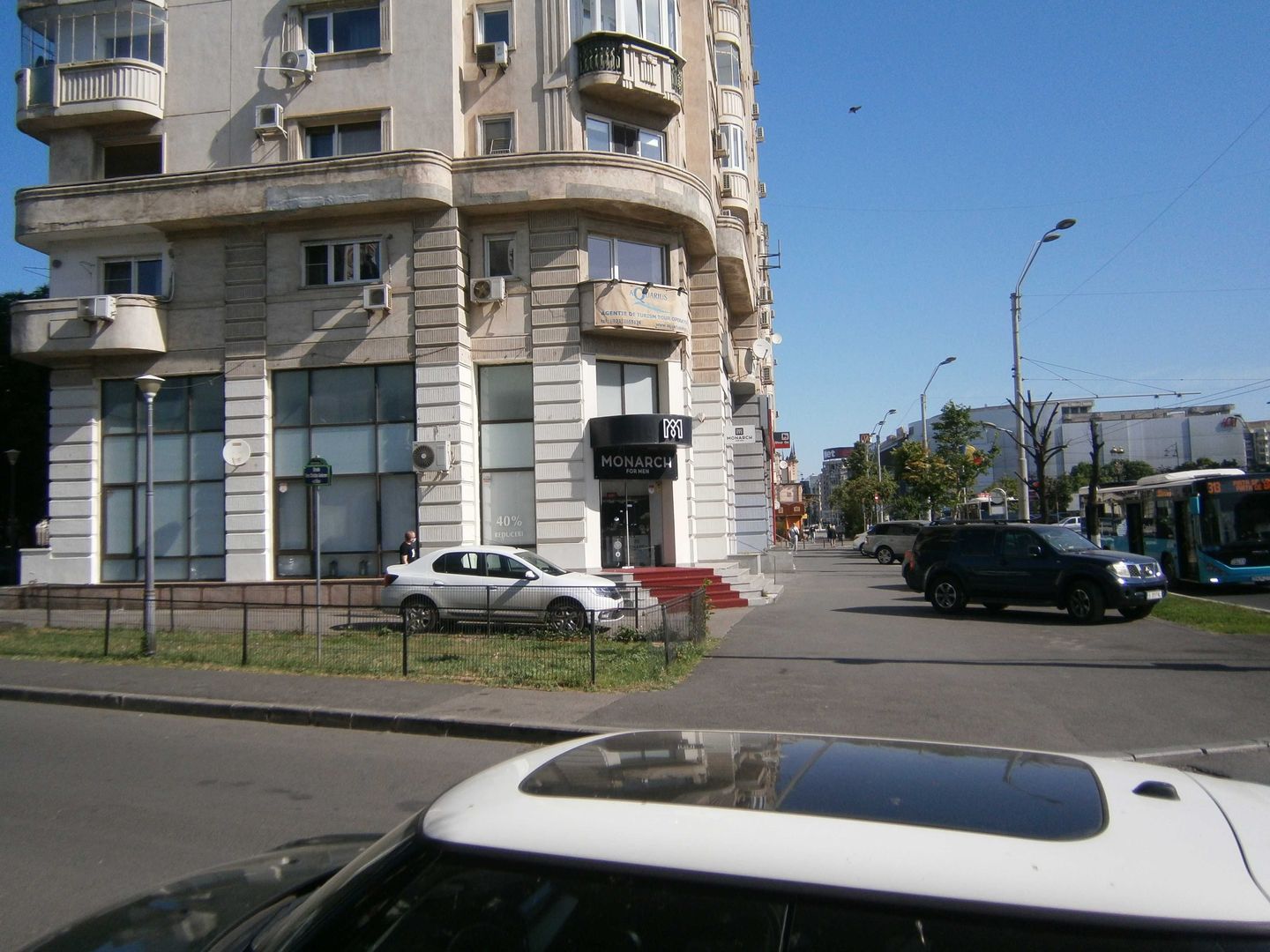 Vânzare spatiu comercial ultracentral-  Piata Unirii (Hiperclini Medlife) - Poză 1