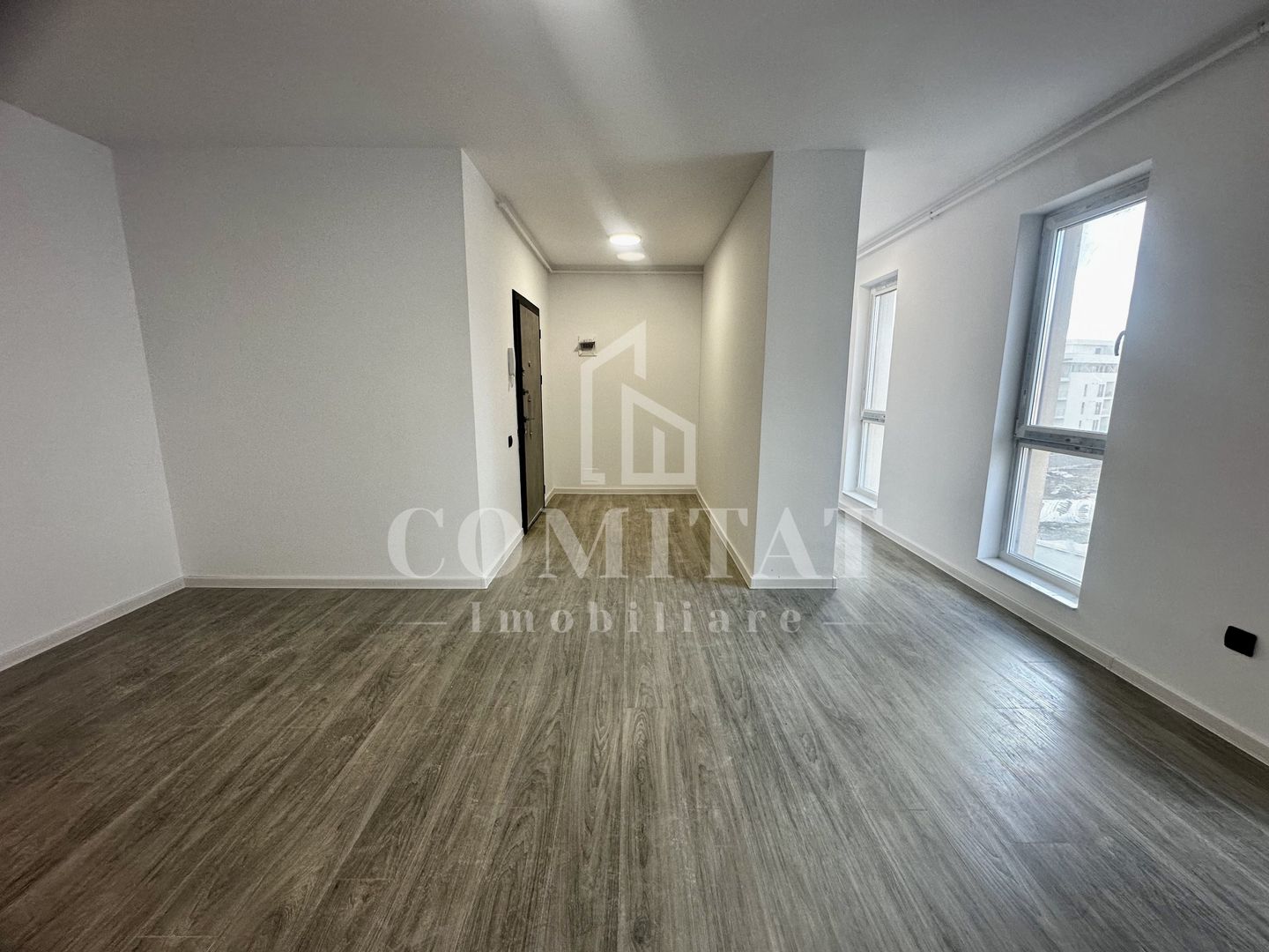 Apartament 2 camere | Etaj intermediar | Zona Stadionului-Floresti - Poză 2