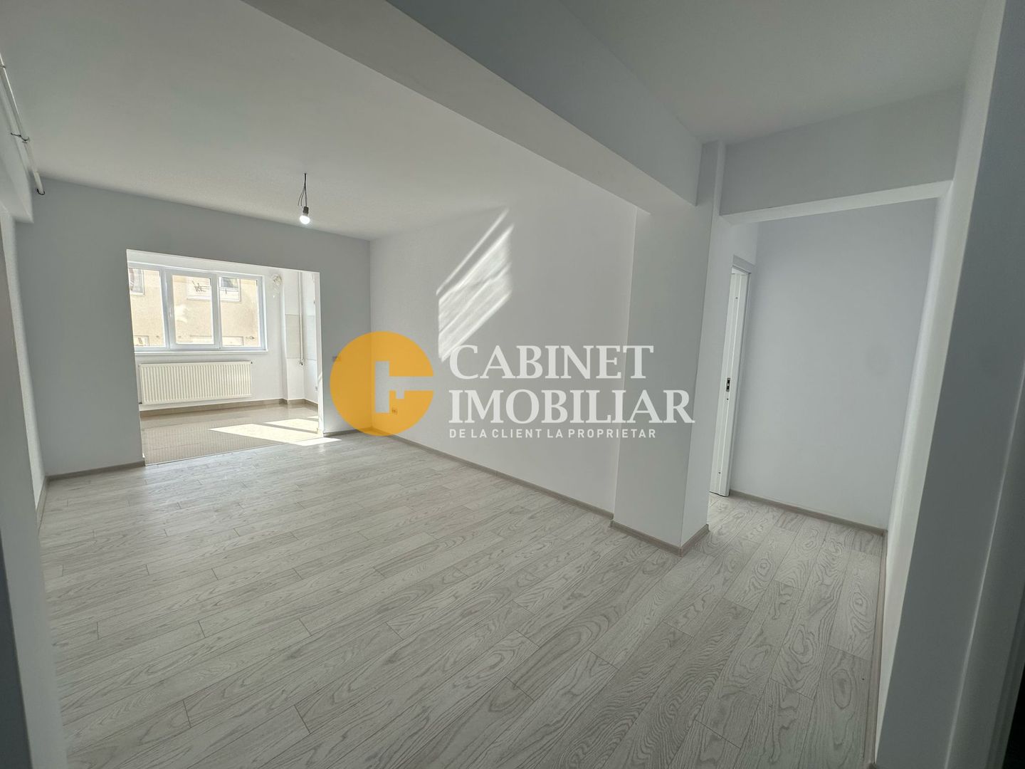3 CAMERE - BLOC NOU - 2 BAI - LOC DE PARCARE - VALEA LUPULUI - Poză 1