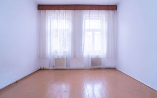 Apartament la casă, ultracentral– intimitate, curte proprie și garaj - Poză 4