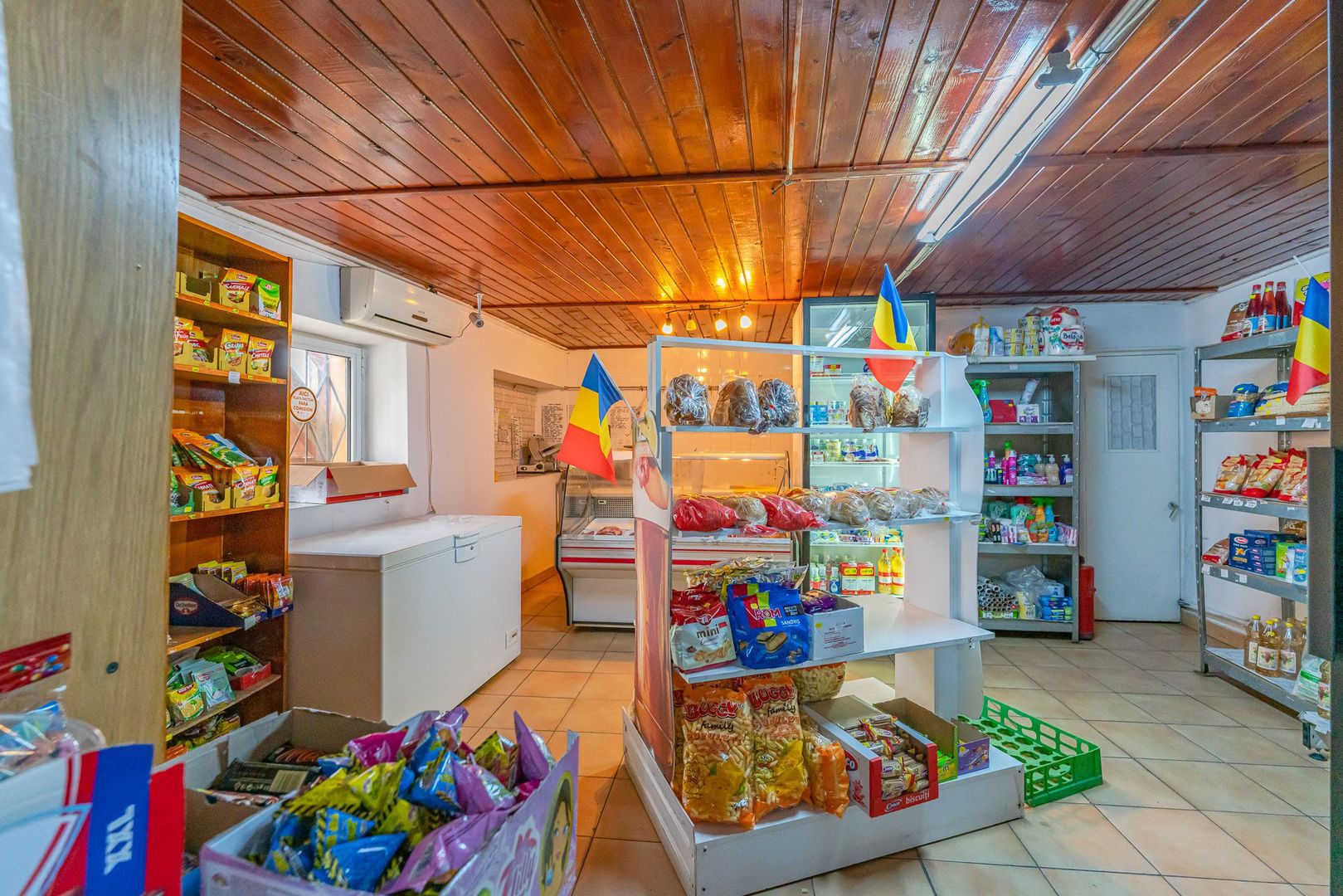 Casa transformată în spațiu comercial - Oportunitate de investitie! - Poză 4