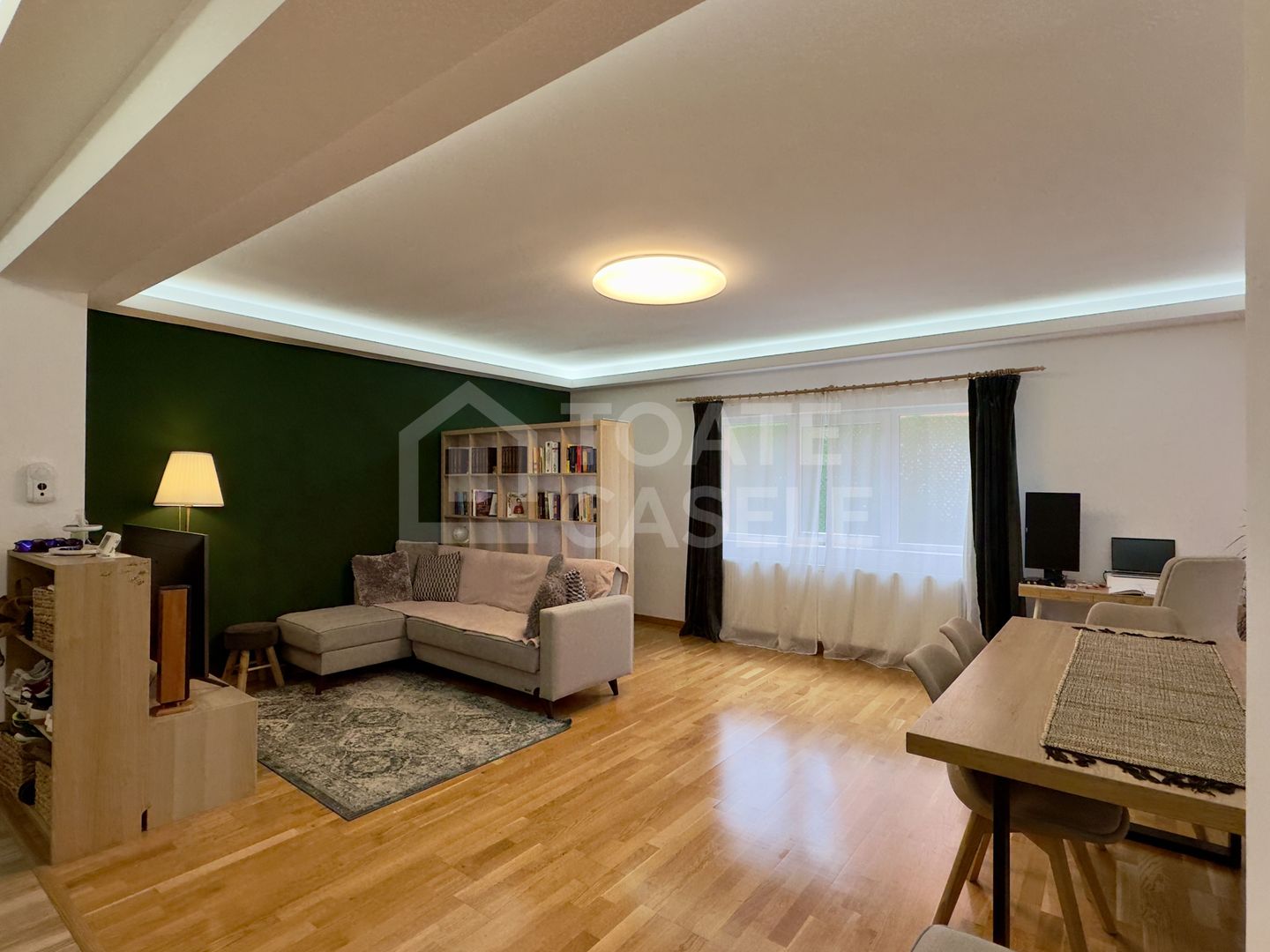 Apartament cu 3 camere, decomandat, 85 mp, zona Alverna - Poză 2