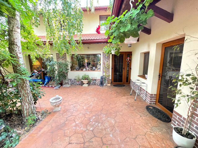 CASA ZONA MEHALA CU SPATIU COMERCIAL - Poză 2