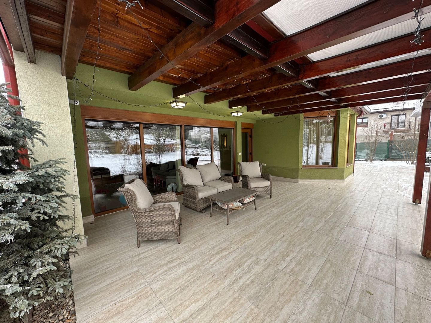 Casa calduroasa și primitoare  Dumbravita - Parc Primărie - Poză 2