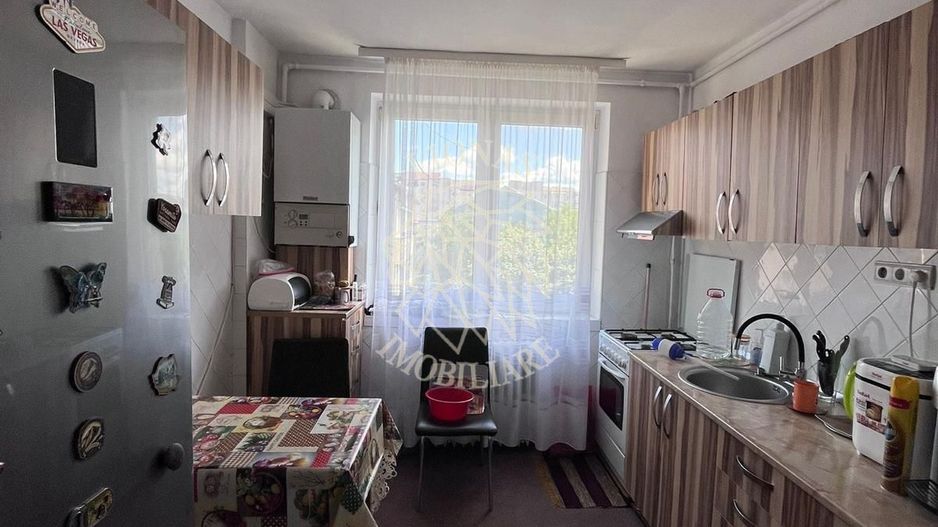 Apartament 3 camere 70 mp-balcon-Zona Imparatul Traian - Poză 3