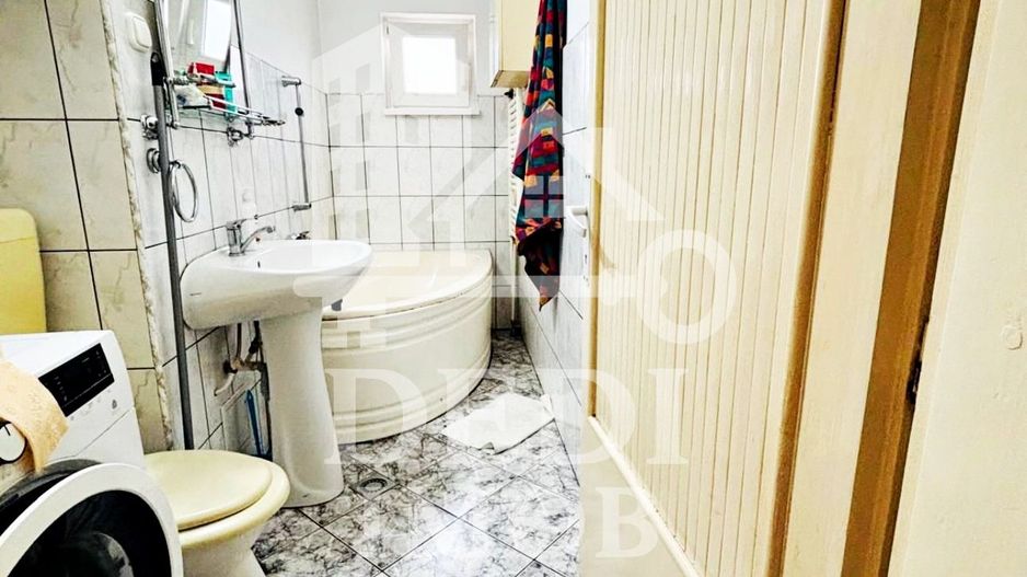 Apartament cu 2 camere de vanzare zona Rogerius, Oradea - Poză 6