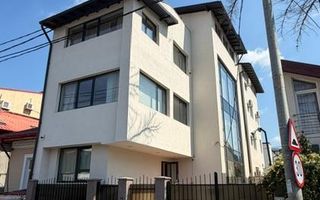 Clădire Multifuncțională 800 mp | Renovată 2024 | Ideală pentru Clinică, Birouri - Poză 1