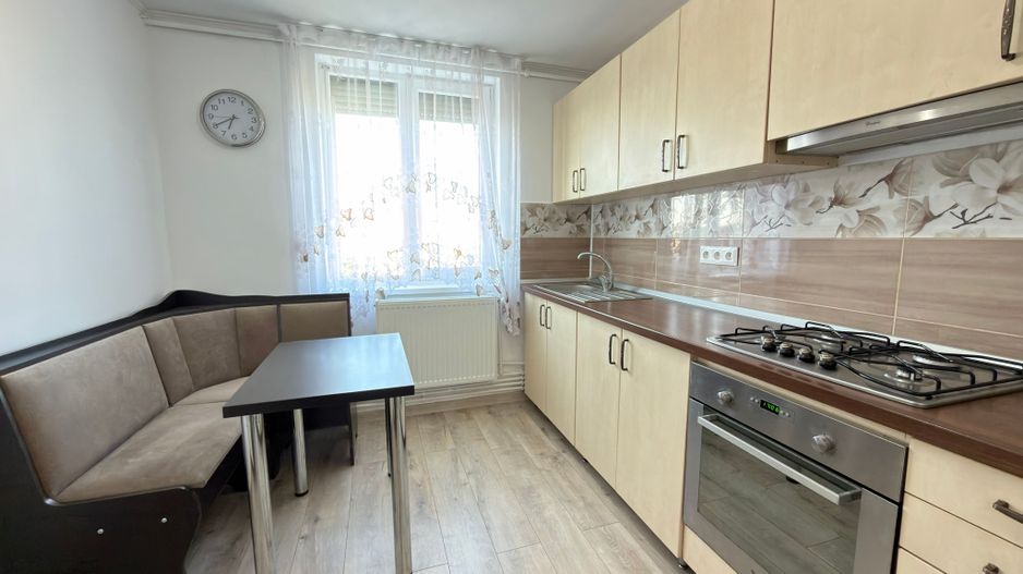 Apartament 3 camere MV1, Zona Trilak - Str. R. Ferdinand I - Carei - Poză 5