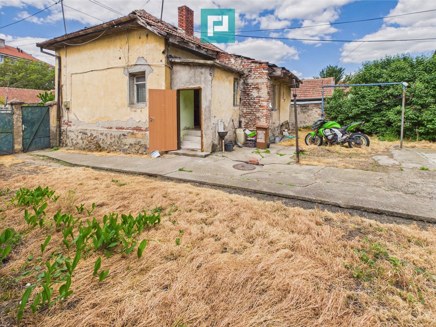 Case de vânzare cu teren generos - Alfa - Poză 15