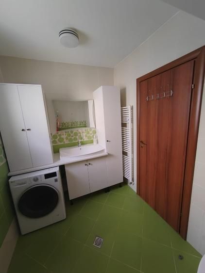 Vanzare apartament luminos de 2 camere, Titan, Gura Siriului-parcare inclusa - Poză 5