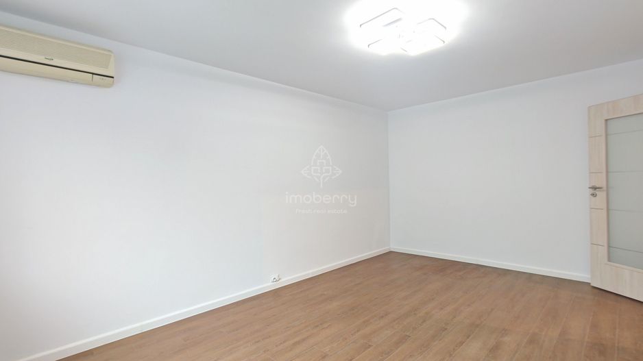 3 camere | Militari | Etaj 1/4 | Renovat 2025 | Vedere spre zona de case - Poză 3