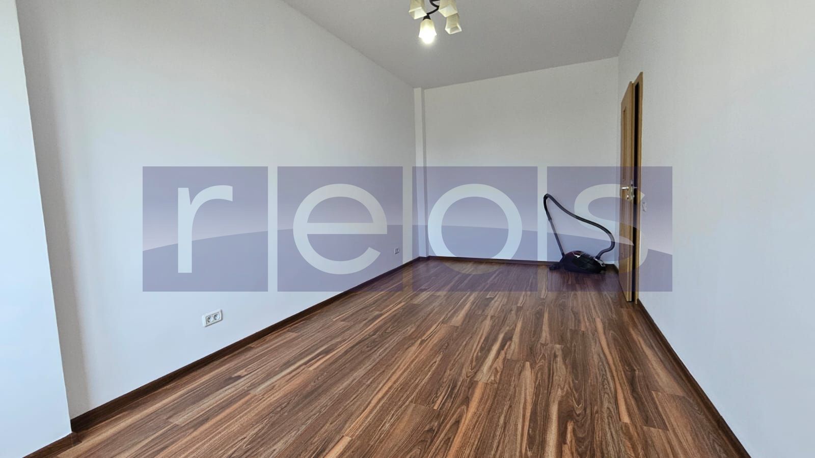 DE VANZARE  2 CAMERE SPATIOASE | PRELUNGIREA GHENCEA - VALEA LARGA - Poză 4